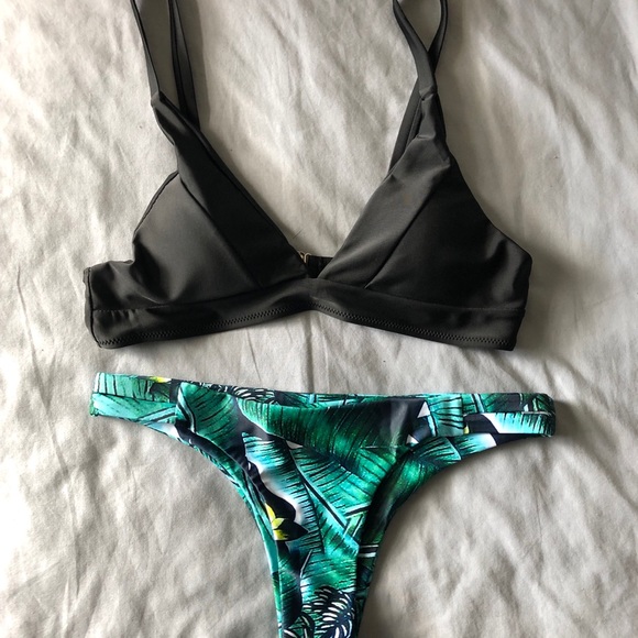 Zaful Tropical Thong Bikini - Picture 1 of 6